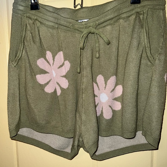 Ekouaer Green Pink Floral Knit Drawstring Waist Comfy Shorts Size L - Picture 7 of 9